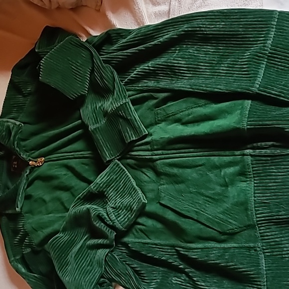 Plus size Jogging Jacket - Picture 1 of 3